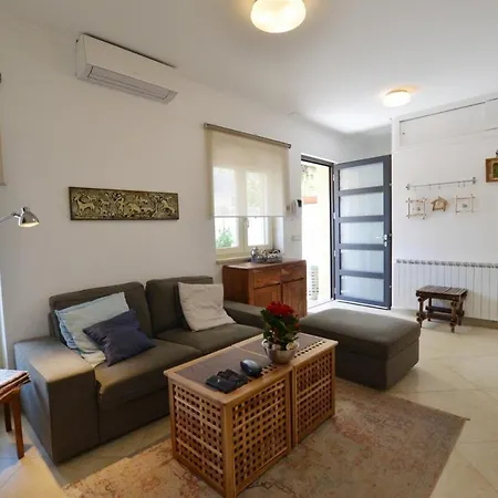 Apartamento With A Parking Space - 20846 *